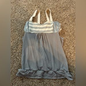 Lululemon grey tank top